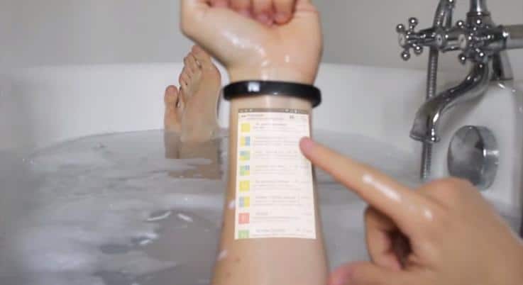 Bracelet To Project Your Phone Screen Onto Your Arm